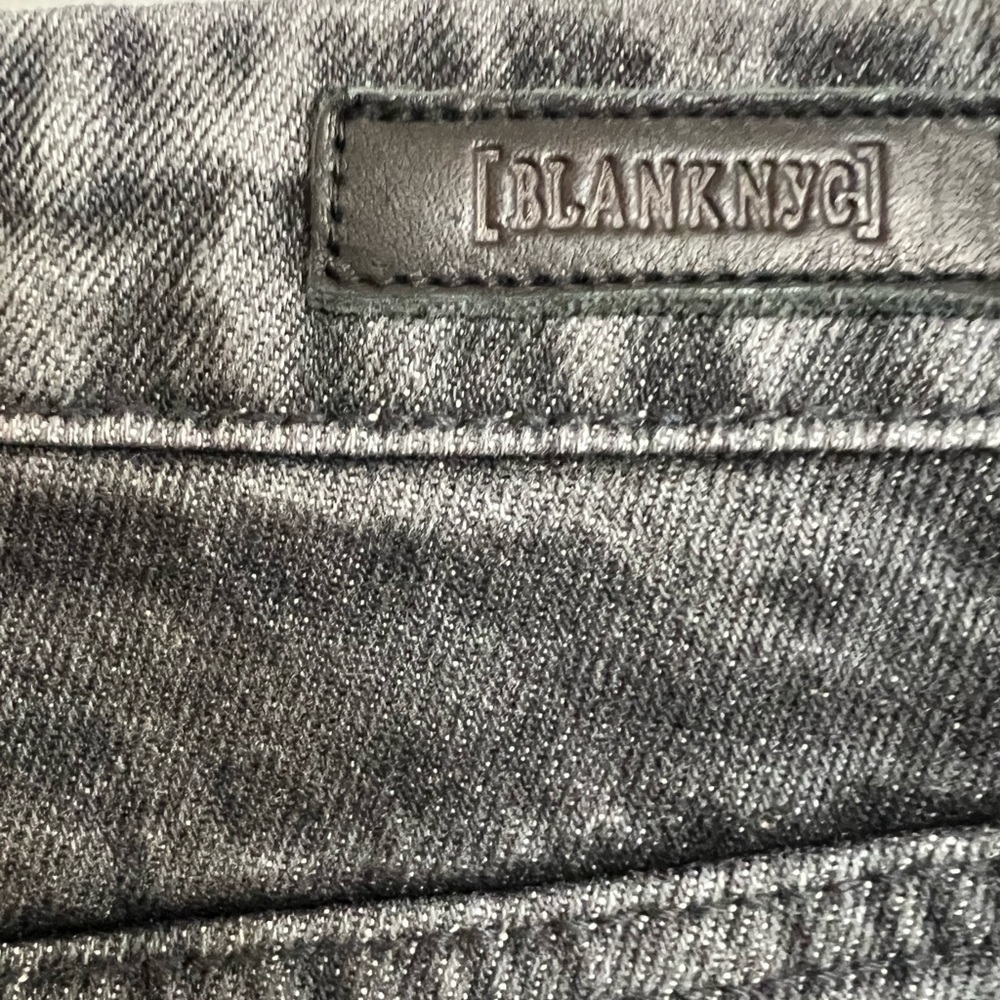BLANK NYC High-Rise Black Acid Wash Jeans Dual Front Zippers Trendy Slim Fit - Picture 9 of 15